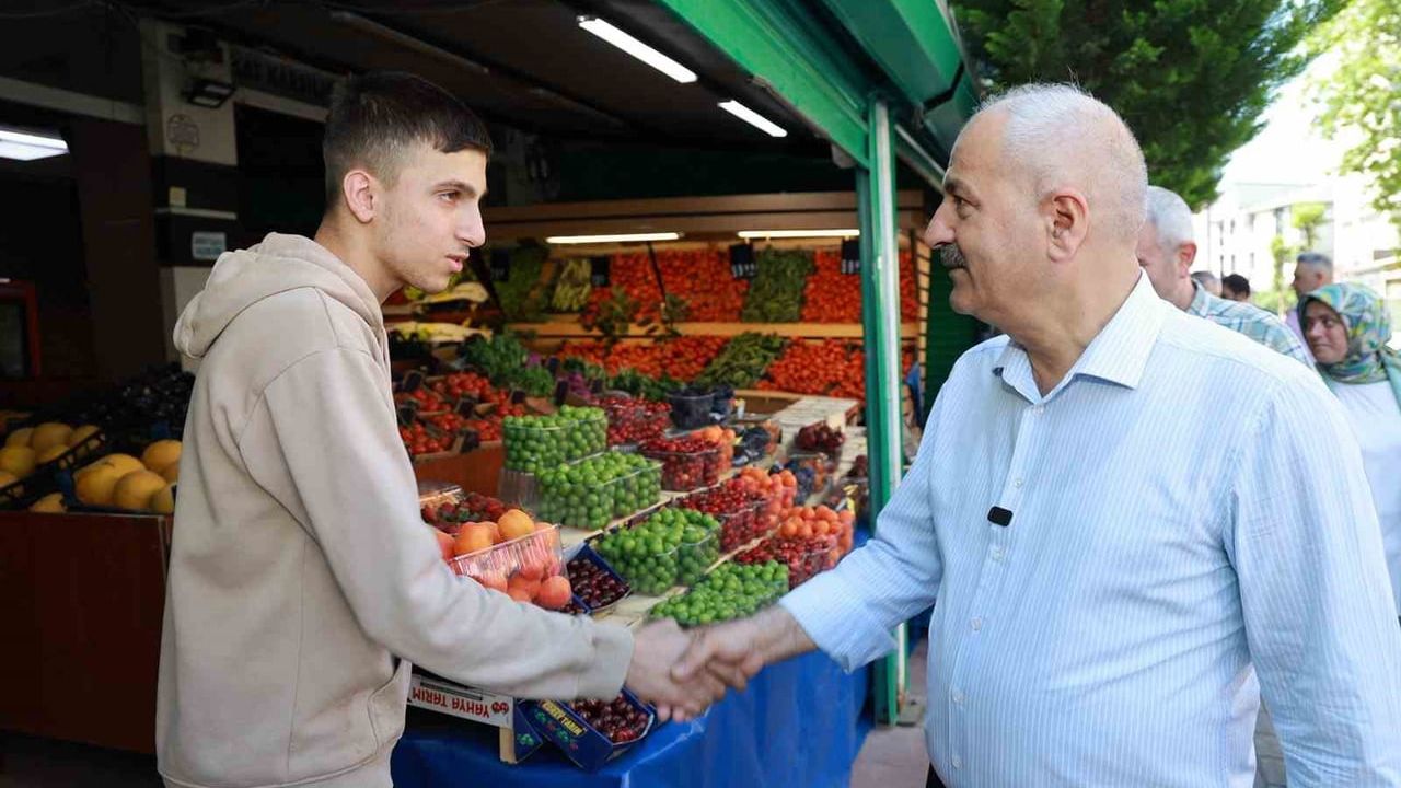 Başkan Büyükgöz Arapçeşme Mahallesi Esnafıyla Buluştu: 'Şehri Birlikte Yönetiyoruz'