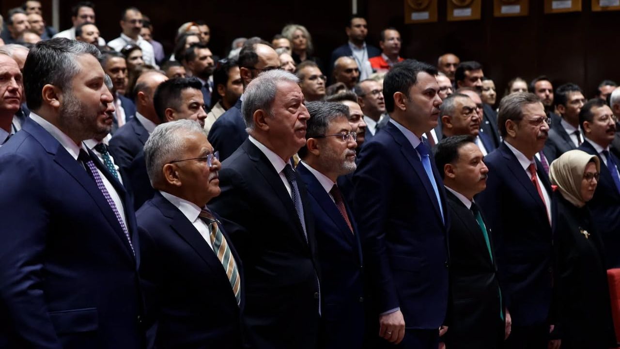Başkan Büyükkılıç Erciyes Zirvesi'nde Kayseri’nin su master planını anlattı
