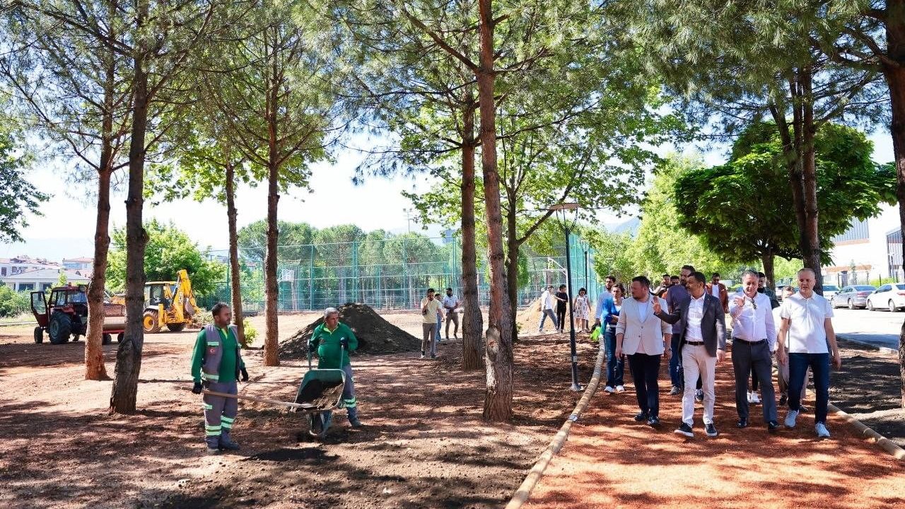 Başkan Çavuşoğlu iki sosyal yatırımı yerinde inceledi: Yunus Emre Tesisi ve Egekent Karaman Çocuk Merkezi
