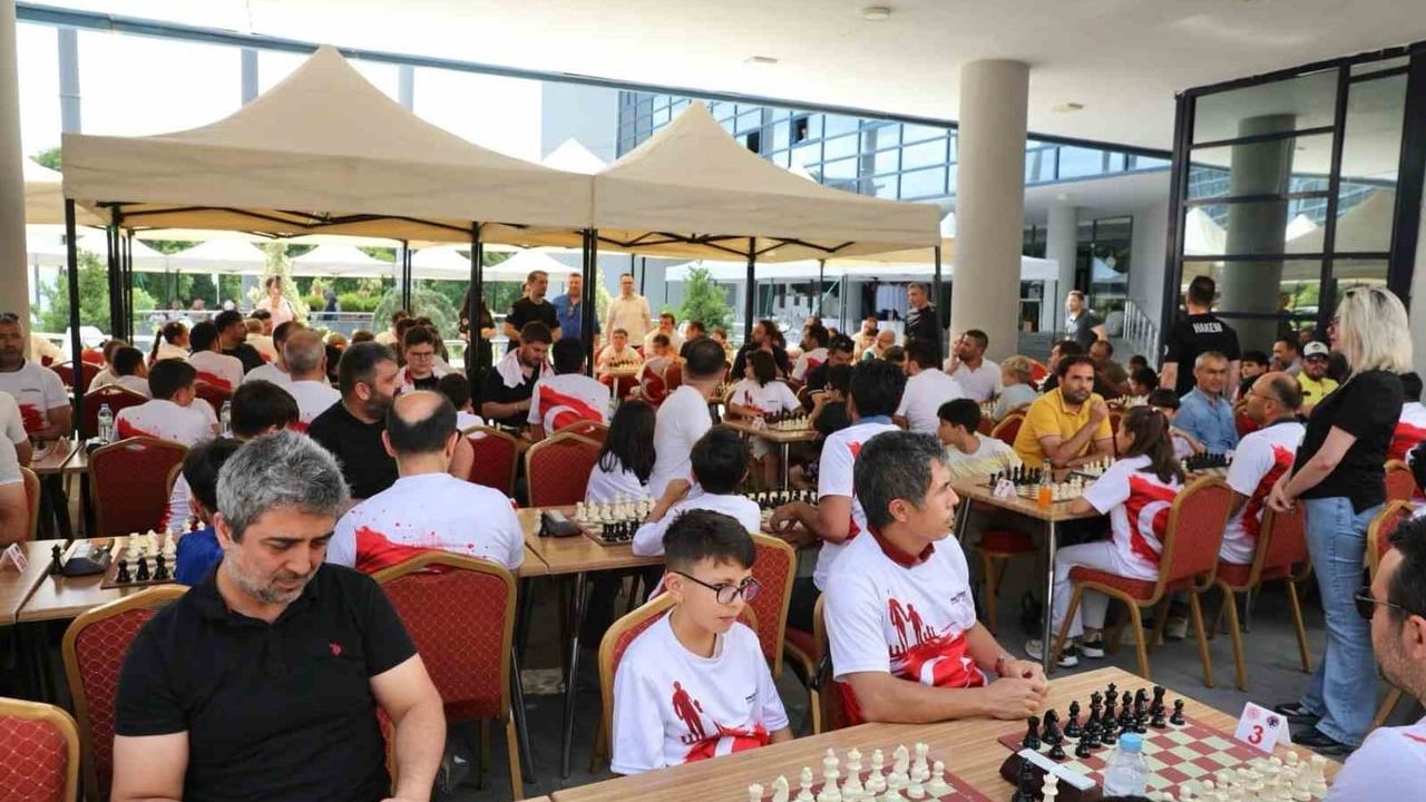 Başkan Çolakbayrakdar: aileyi güçlendiren her adımın yanında olmaya devam edeceğiz