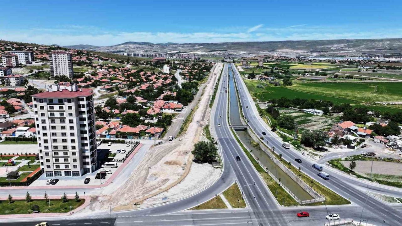 Başkan Çolakbayrakdar Kocasinan'a 2,5 kilometrelik yeşil koridor kazandıriyoruz