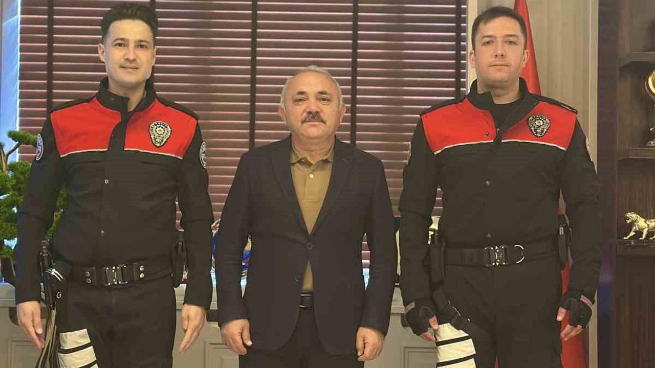 Başkan Esen, Heimlich manevrasıyla hayat kurtaran polisleri tebrik etti
