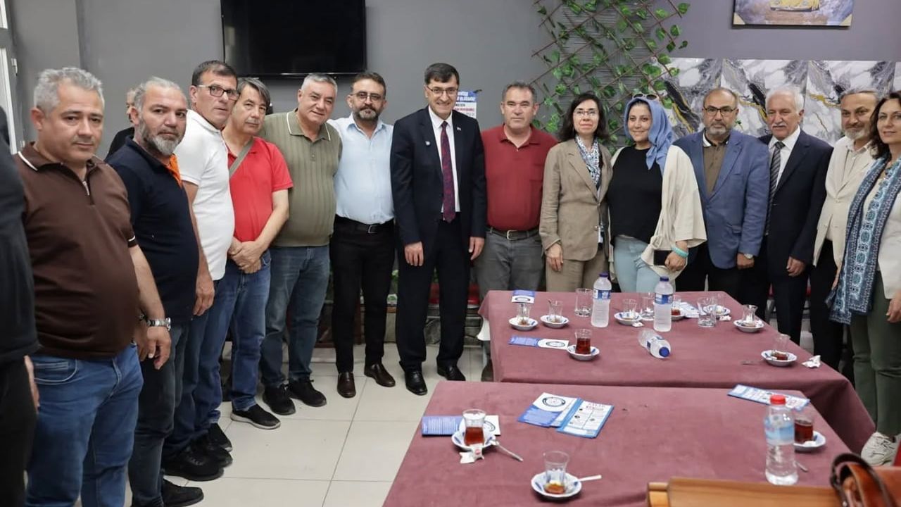 Başkan Kahveci Uşak'taki Kütahyalılarla buluştu