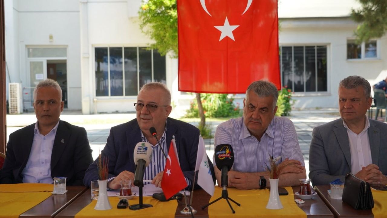 Başkan Mehmet Ertaş, Edremit’in Projelerini Değerlendirdi: Altyapı, Yeni Sosyal Tesisler ve Yatırım Takvimi