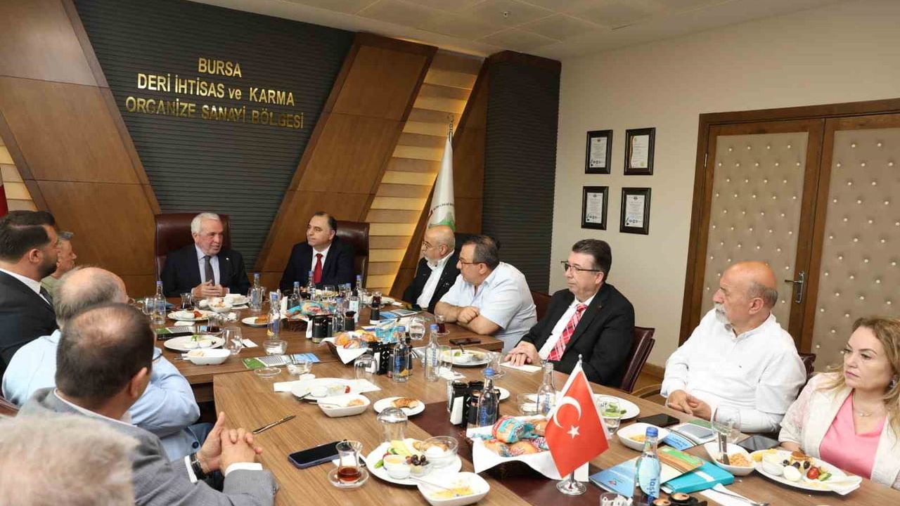 Başkan Şadi Özdemir, Deri İhtisas ve Karma OSB'de sanayicilerle buluştu