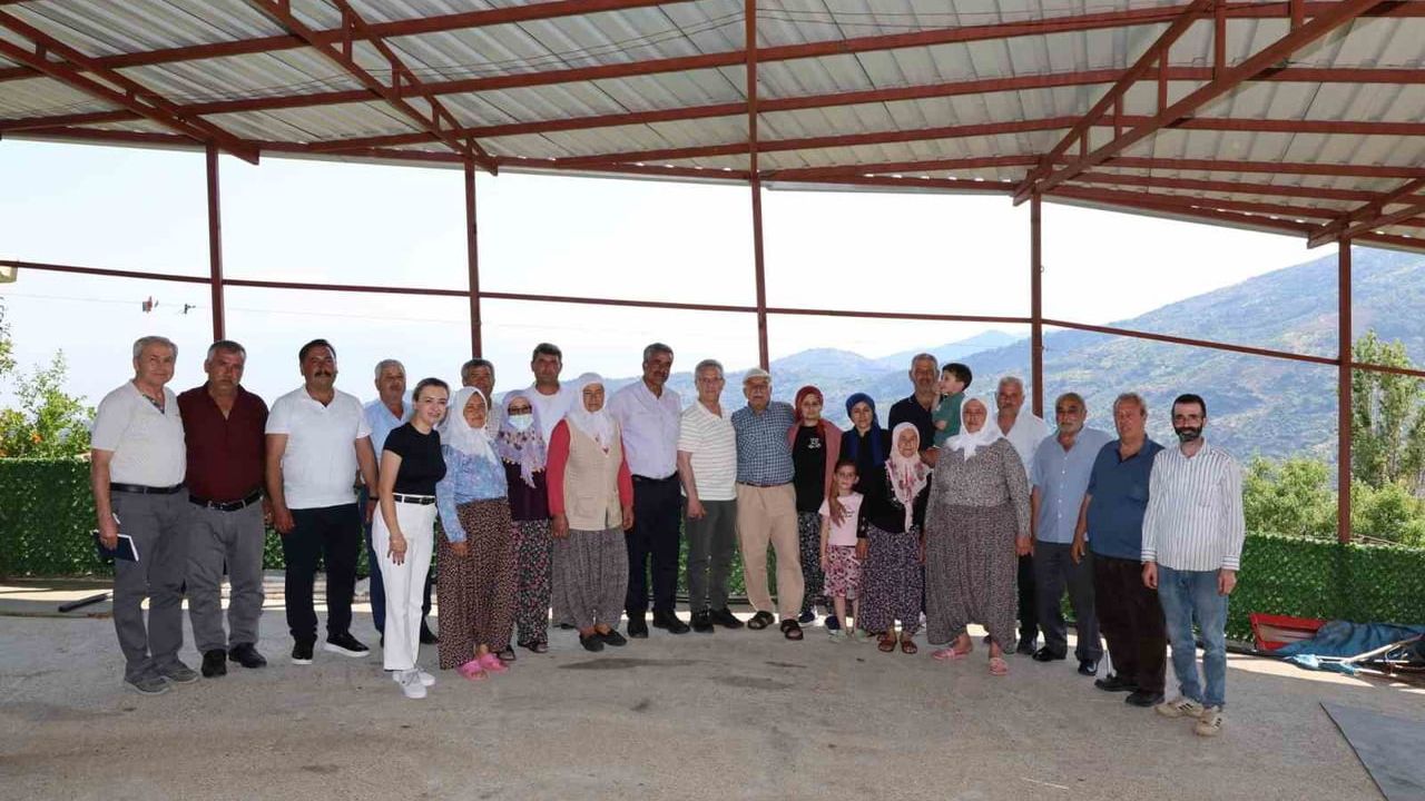 Başkan Tetik mahalle ziyaretinde ihtiyaçları yerinde değerlendirdi