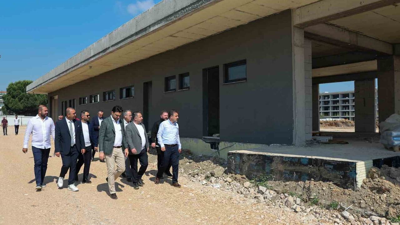 Başkan Vekili Biba: Bursaspor'a desteklerimiz tesis yatırımlarıyla artarak devam edecek