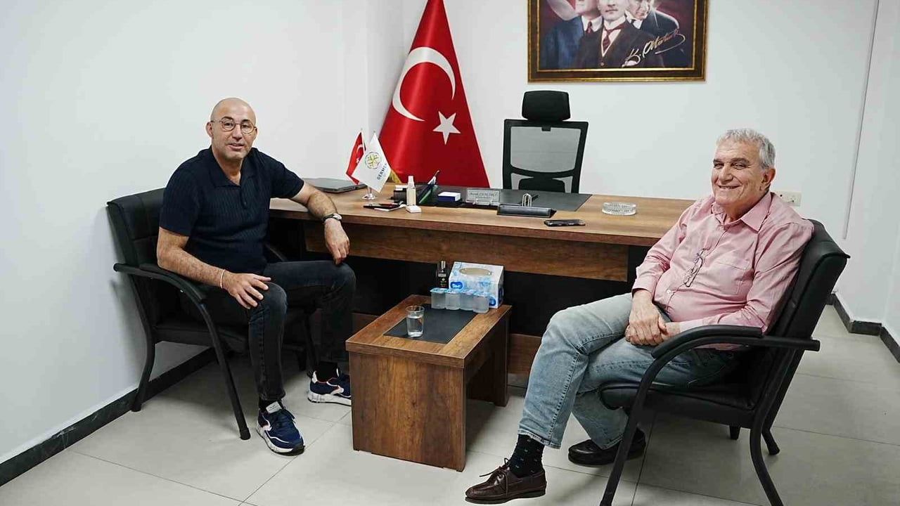Başkan Zencirci mesaisini Ortaklar ek hizmet binasında sürdürüyor