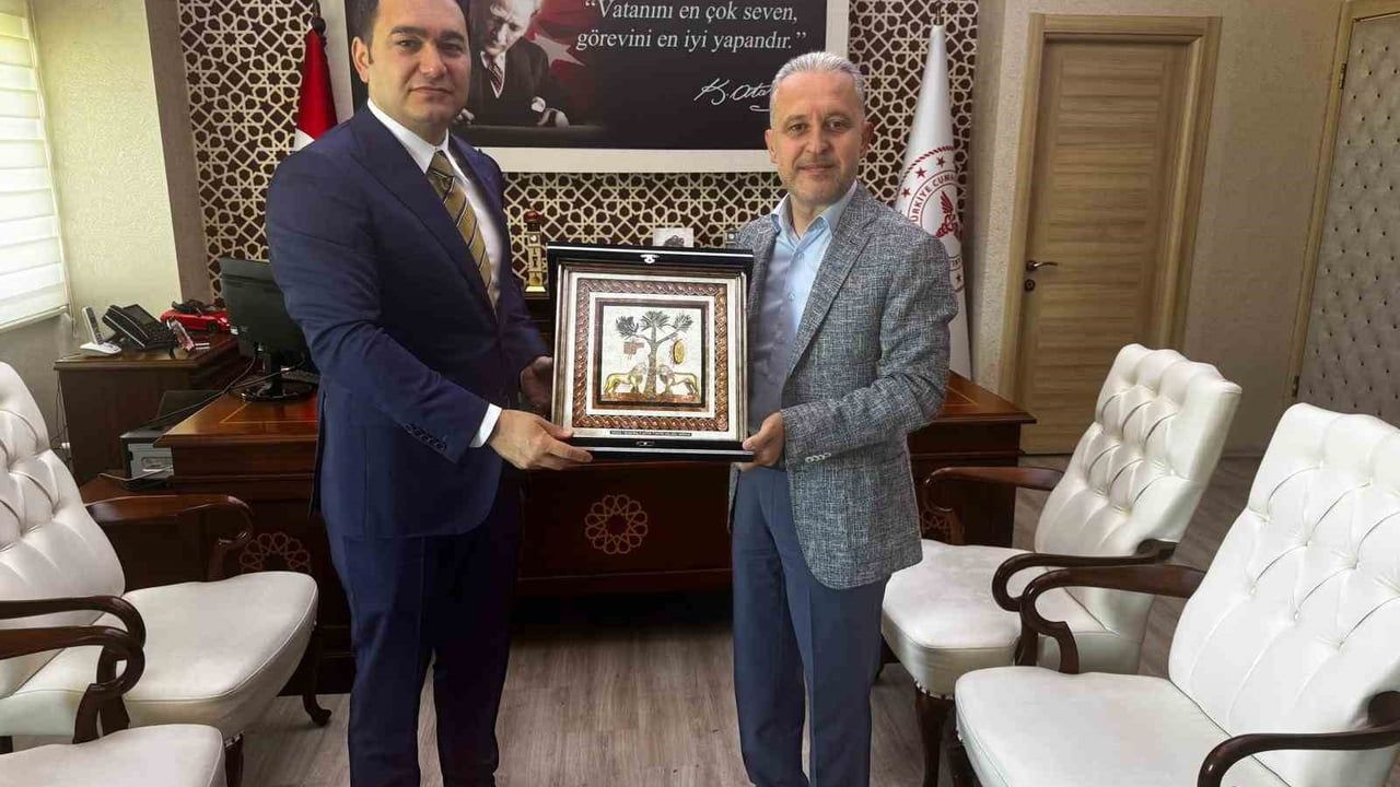 Başsavcı Yasin Emre'den Dr. Yılmaz'a veda ziyareti