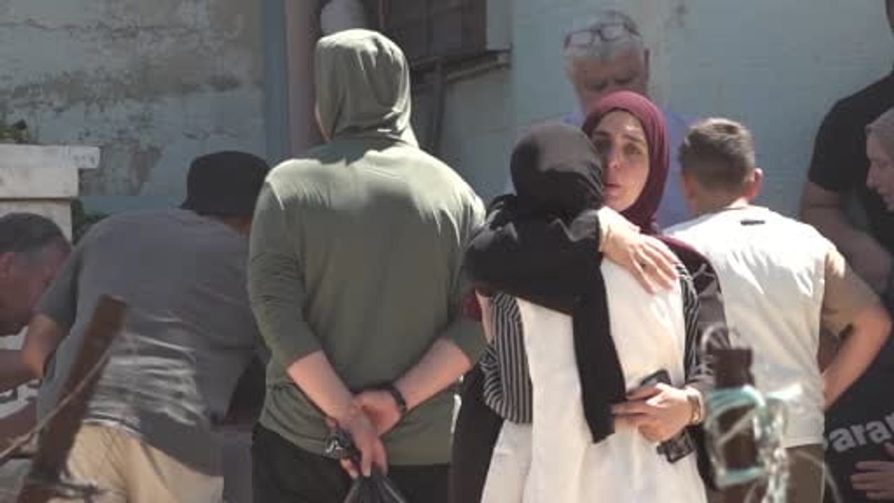 Batı Şeria'da dokuz çocuklu ailenin evi yıkıldı