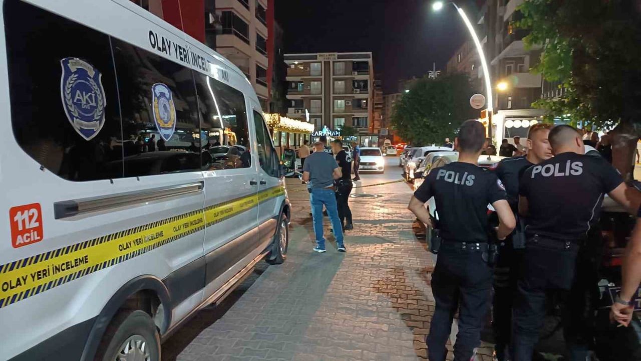 Batman'da seyir halindeki araçtan açılan ateş park halindeki araca isabet etti
