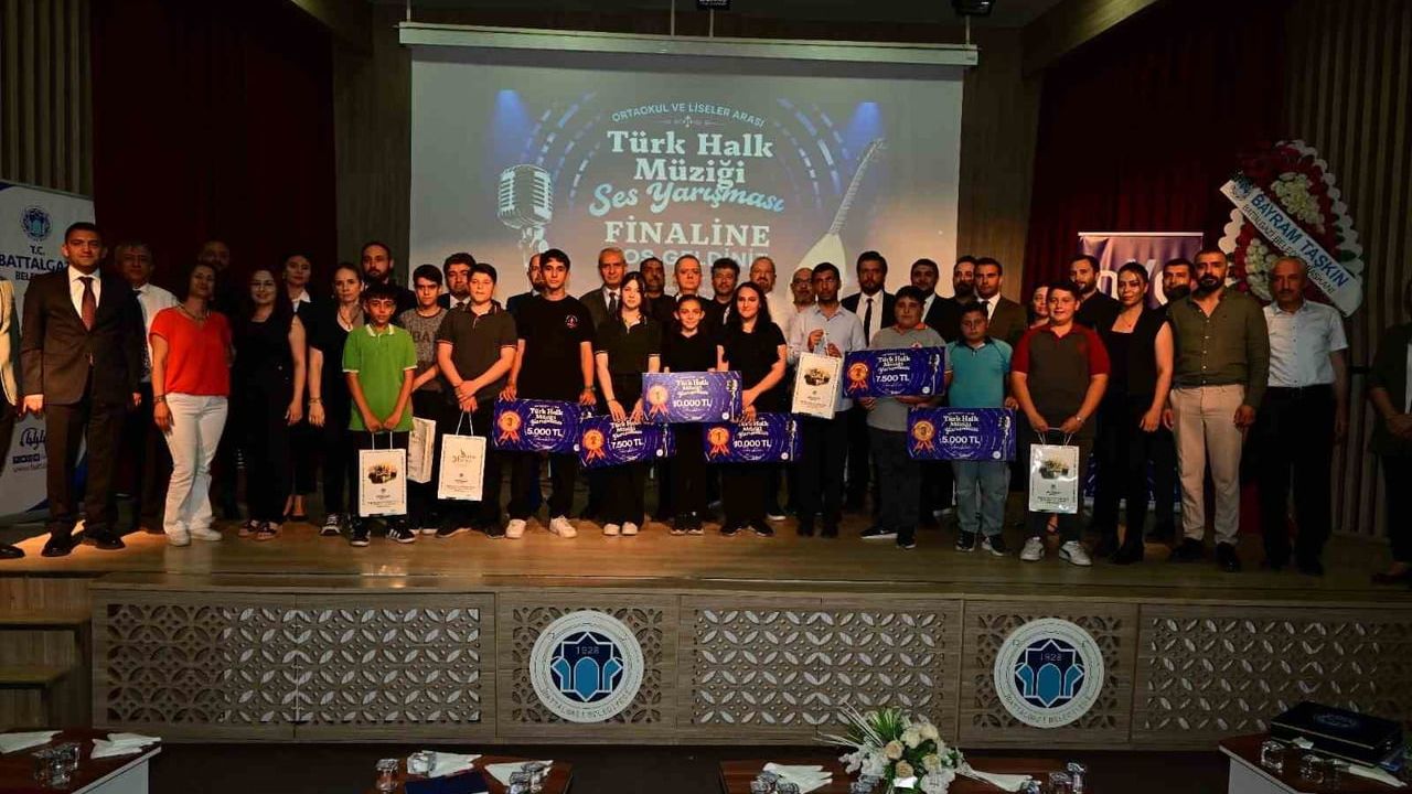 Battalgazi'de Türk Halk Müziği Ses Yarışması'nın kazananları açıklandı
