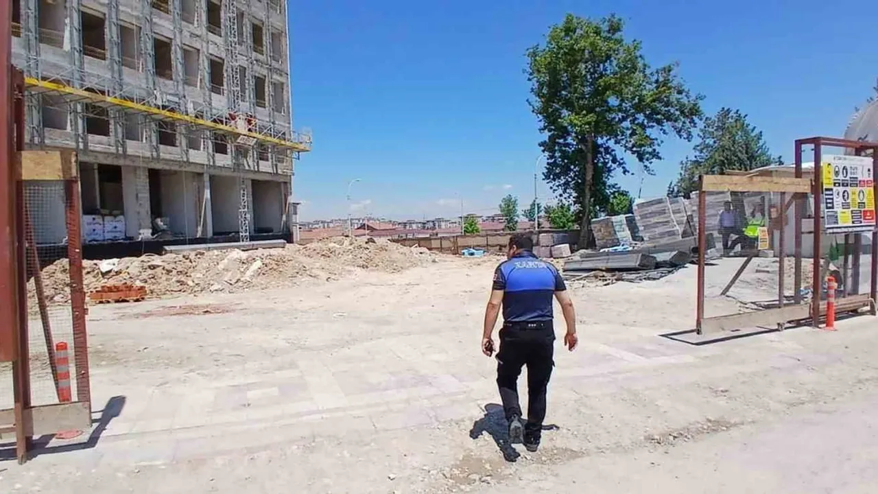 Battalgazi zabıtası YKS için sahadaydı