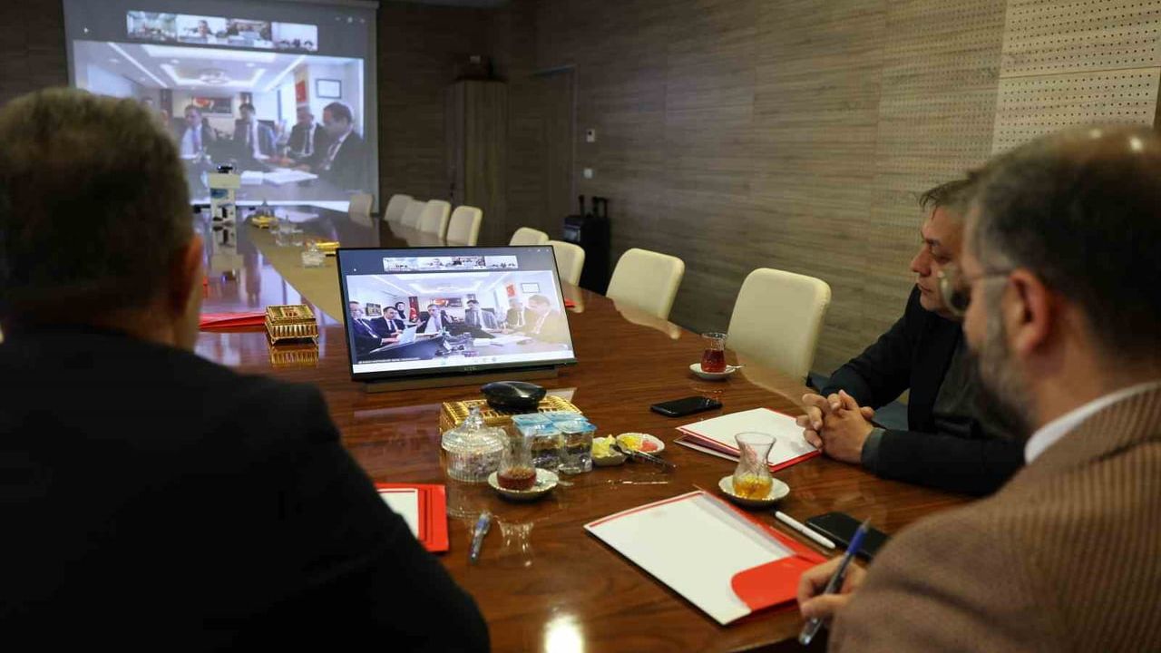 Bayburt, 81 İl Değerlendirme Toplantısı'nda Sağlık Hizmetlerini Masaya Yatırdı