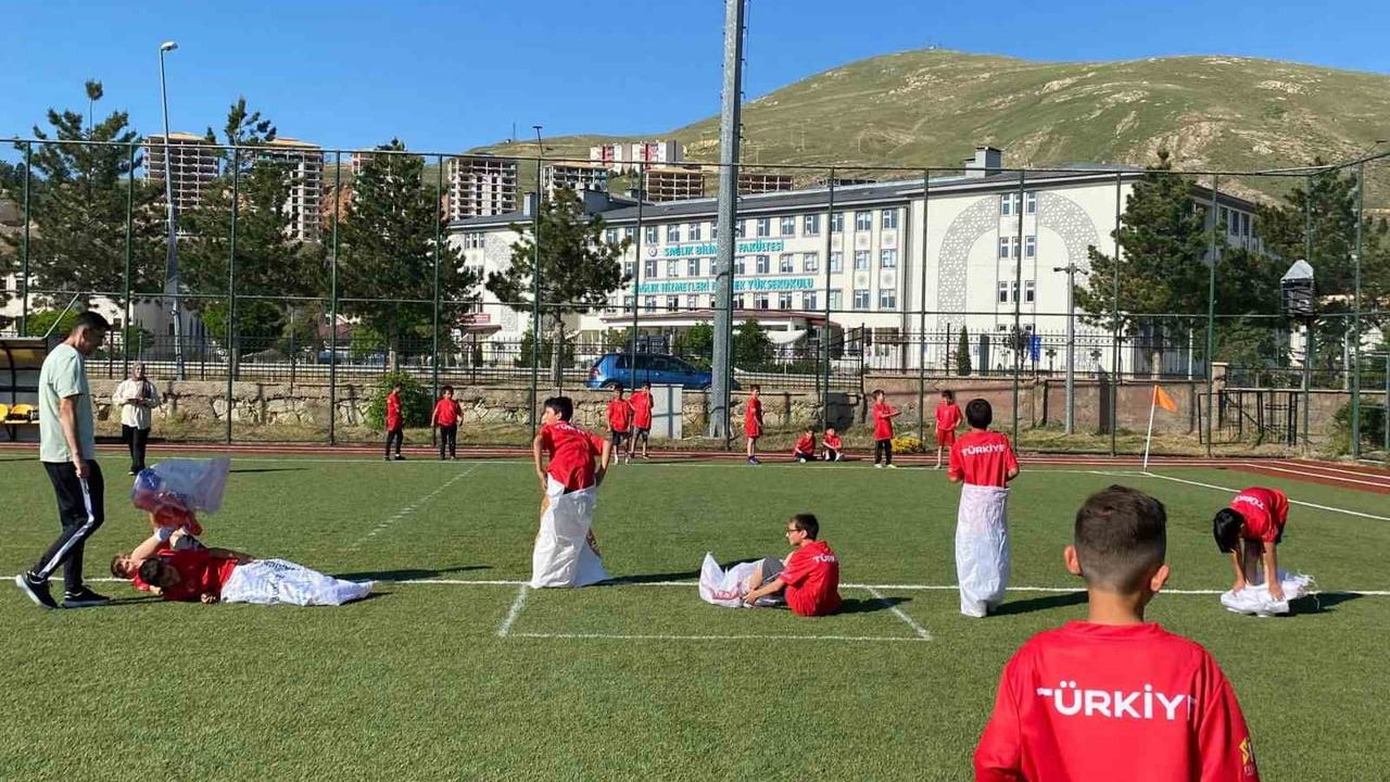 Bayburt'ta bağımlılıkla mücadelede sporun önemi vurgulandı