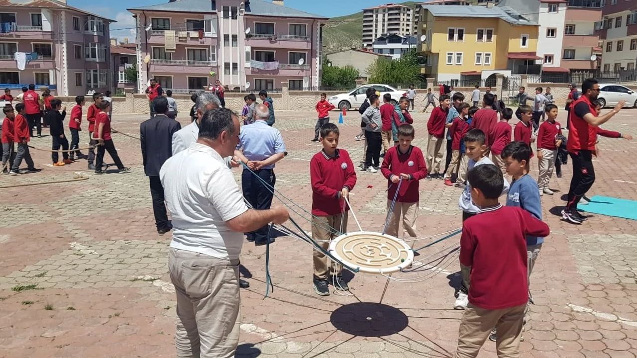 Bayburt’ta ÇEDES yıl sonu şenliği düzenlendi
