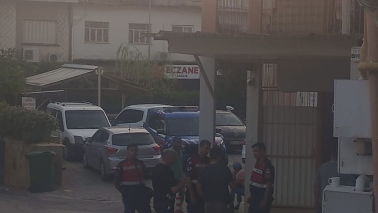 Bayındır'da trafik kazası: Elifli Mahallesi girişinde 2 kişi yaralandı