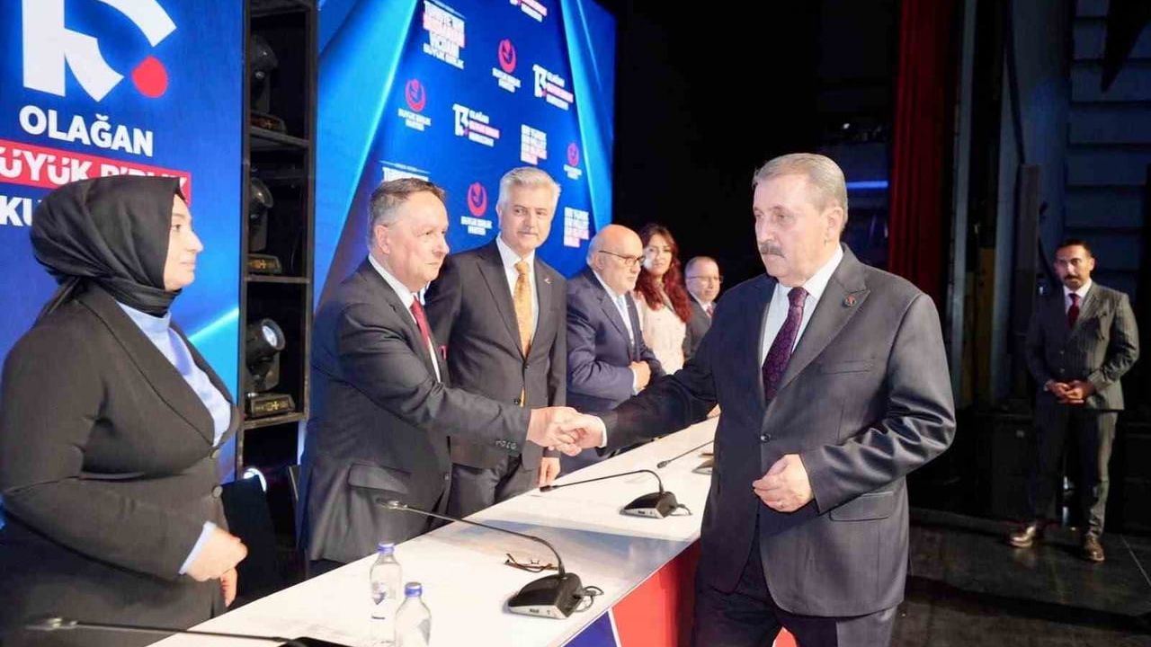 BBP'nin kurultayında Bursa'dan 5 isim MKYK'ya seçildi