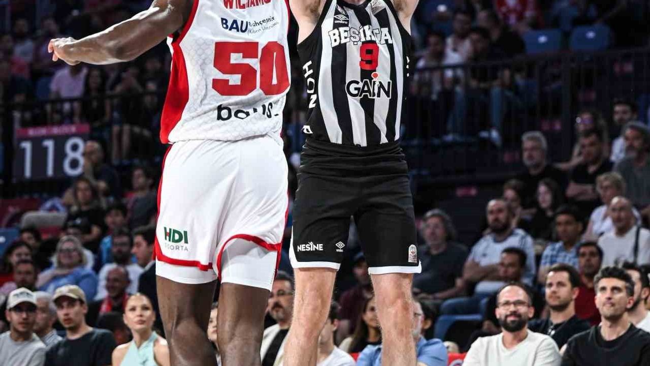 Beşiktaş, Bahçeşehir'i 73-71 yenerek seriyi 2-2'ye taşıdı