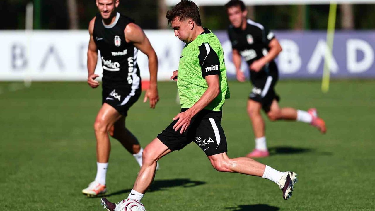 Beşiktaş günü çift antrenmanla tamamladı