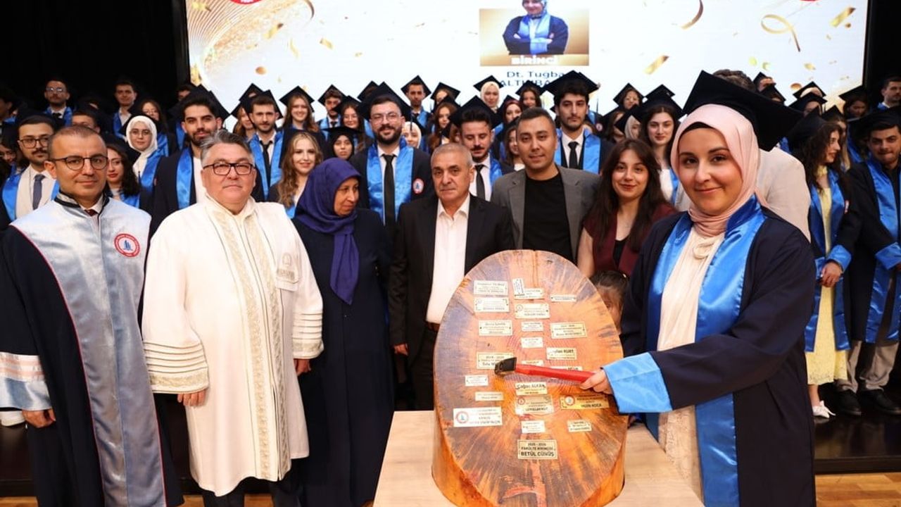 BEUN diş hekimliği fakültesinde 106 genç diş hekimi mesleğe uğurlandı