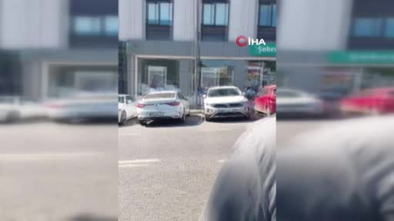Beyoğlu'nda zabıta, sınava geç kalan öğrenciyi motosikletle yetiştirdi