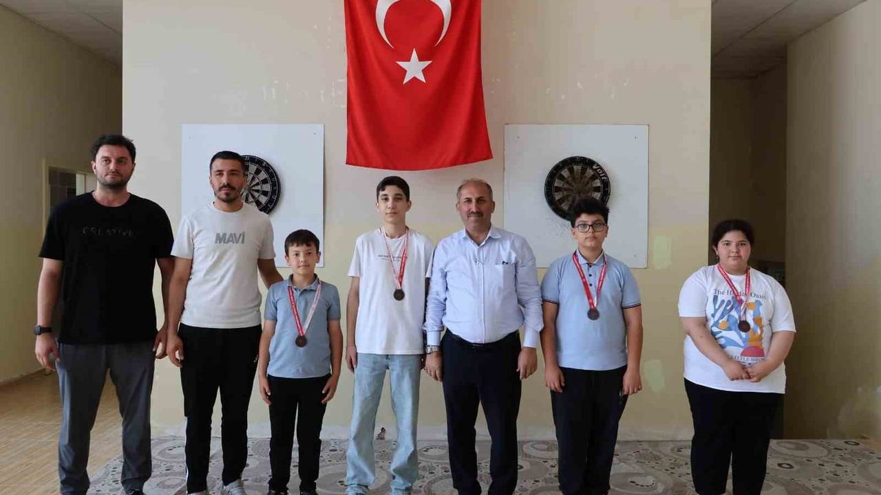 Bilecik'te imam hatip spor oyunları'nda madalya sevinci