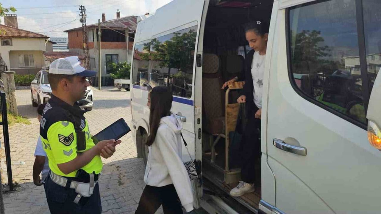 Bilecik’te okul servis araçları denetlendi