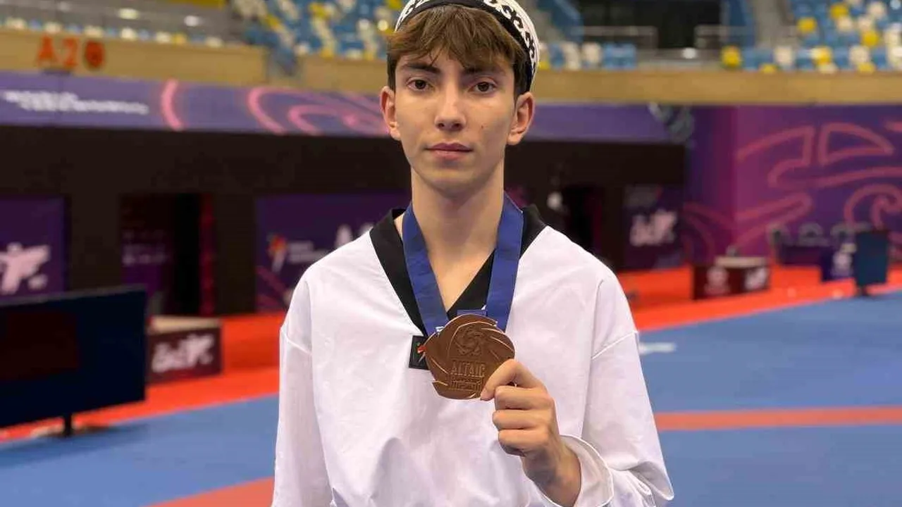 Bilecikli taekwondocular milli takım kadrosuna seçildi