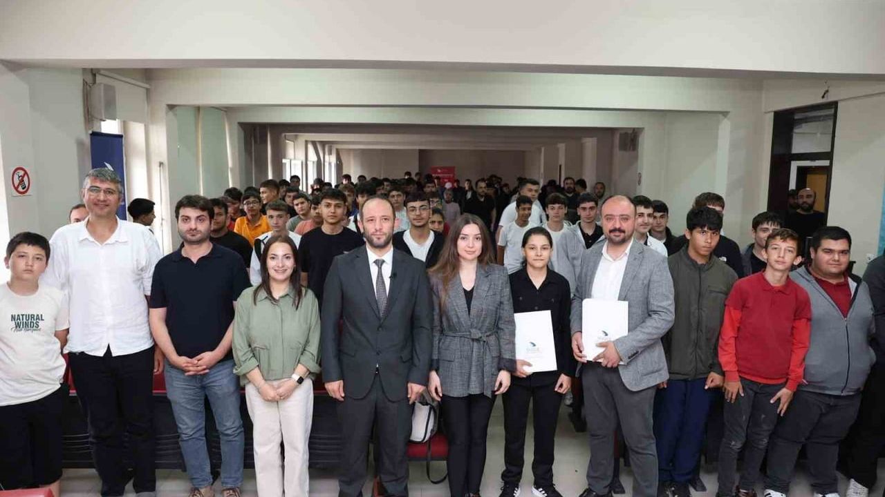 Bilim Kafe'de geleceğin meslekleri serisi başladı