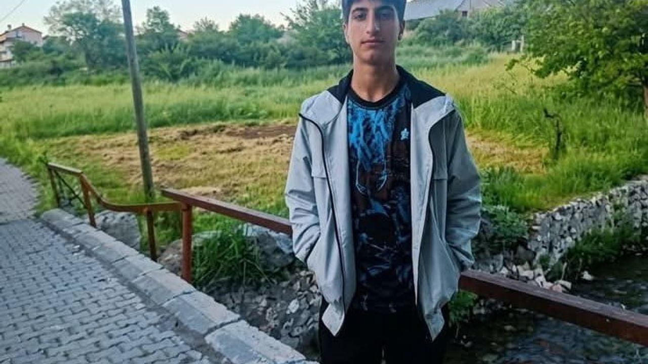 Bingöl'de serinlemek için girdiği gölette kaybolan 13 yaşındaki Metin Çağlayan'ın cansız bedeni bulundu