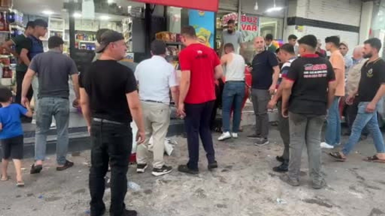 Birecik'te bıçaklı kavga: 1 yaralı