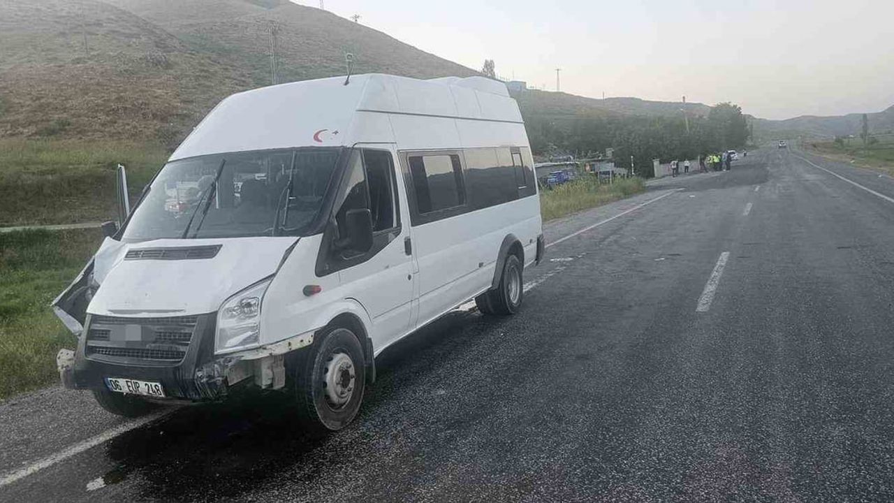 Bitlis’te trafik kazasında 5 yaralı