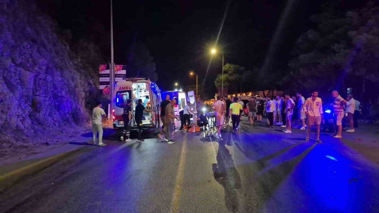 Bodrum'da taksiyle motosiklet çarpışması: ölü sayısı 2'ye çıktı
