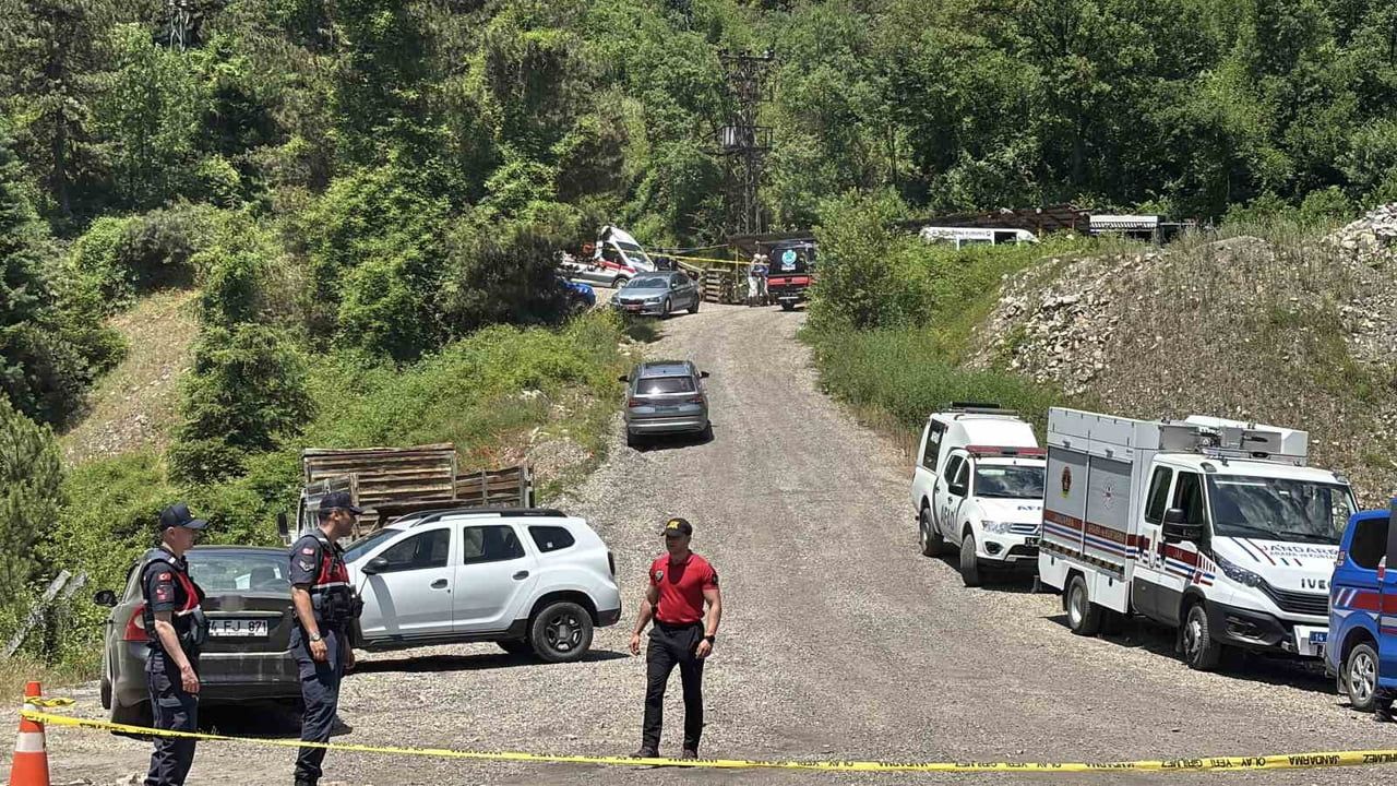 Bolu'da maden göçüğünde cenaze çıkarma çalışmaları 12. saatte devam ediyor