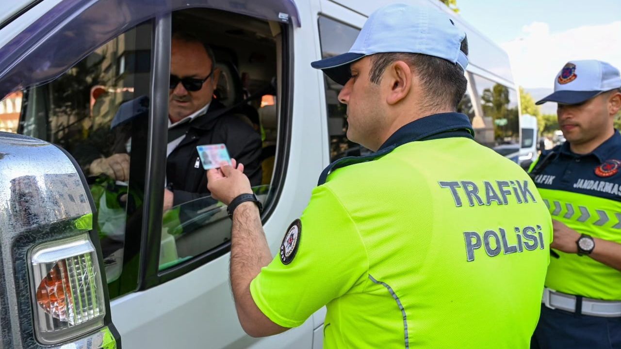 Bolu’da okul servislerine müşterek denetim ve bilgilendirme