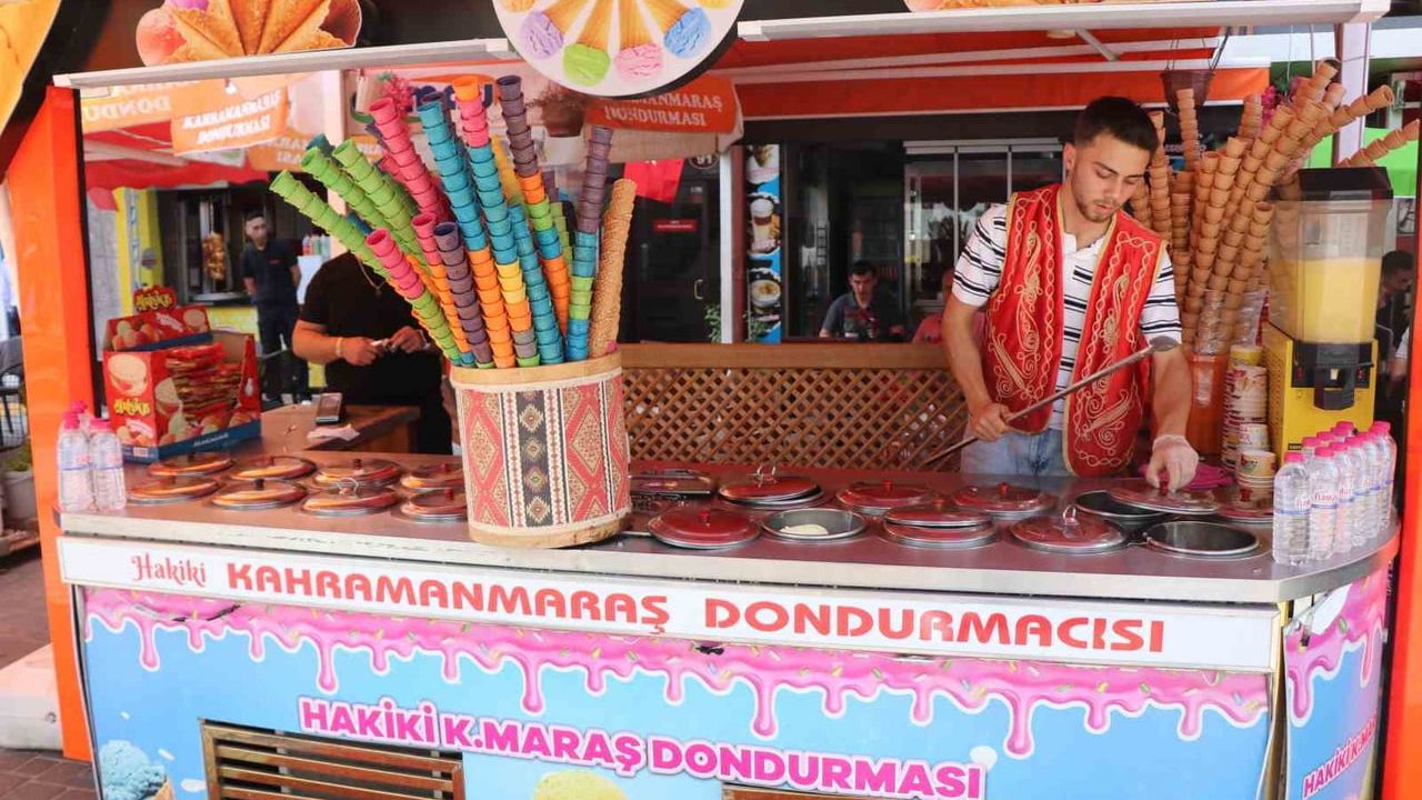 Bolu'da Sıcak Havalar Dondurma Satışlarını Canlandırdı