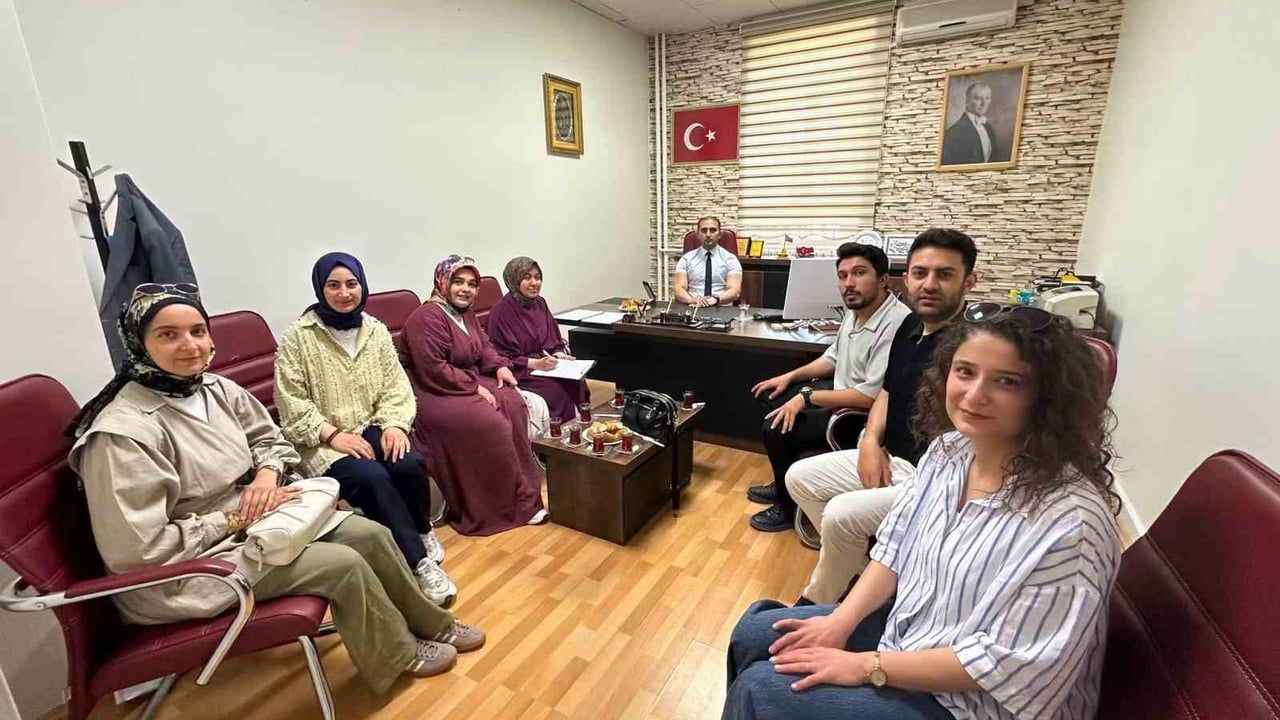 Bolvadin'de psikososyal koruma ve krize müdahale yıl sonu toplantısı yapıldı