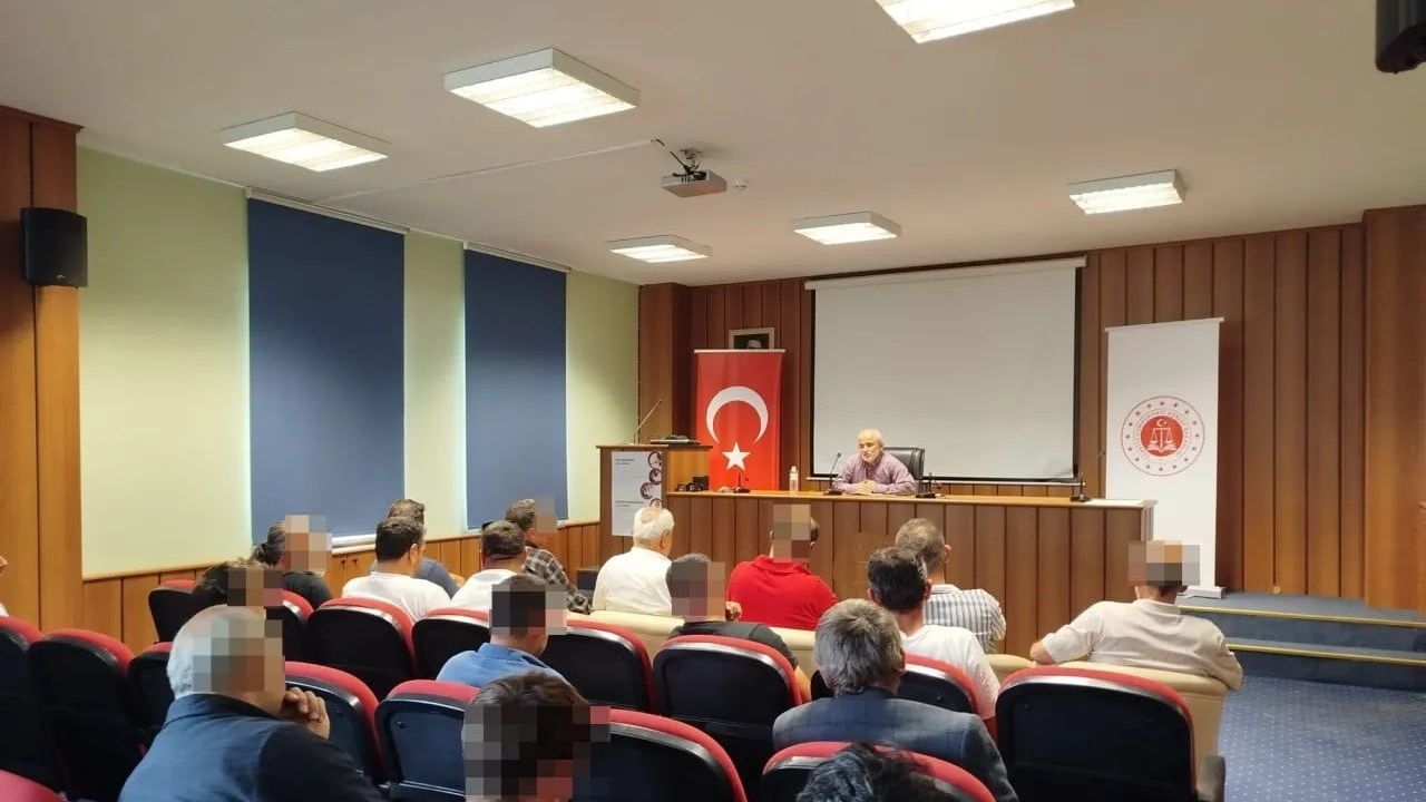 Boyabat’ta hükümlülere 'İslâmiyet’te sevgi ve merhamet' semineri