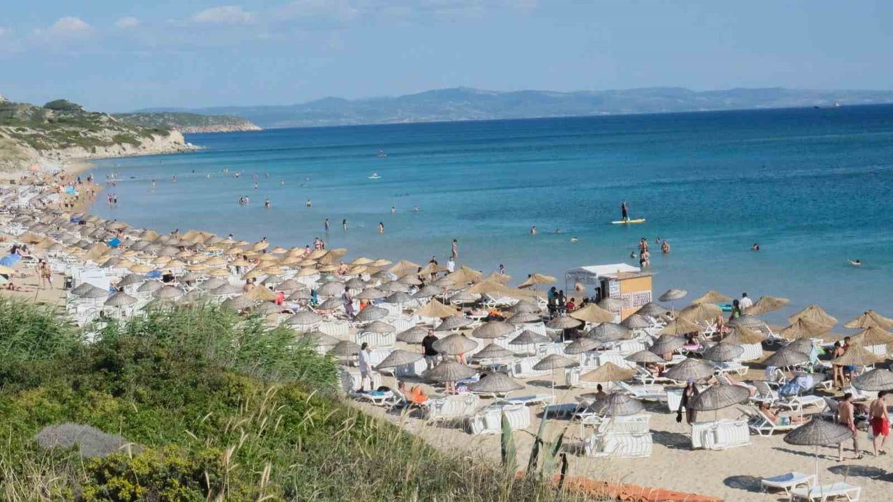 Bozcaada’ya yazın bazı araçların girişleri yasaklandı