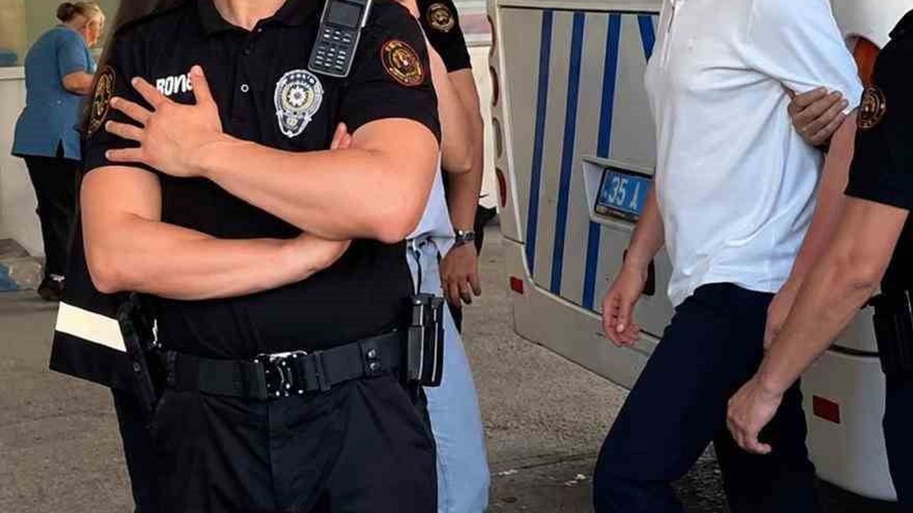 Buca Belediye Başkanı Görkem Duman’ın Gözaltındaki İlk Görüntüsü Ortaya Çıktı