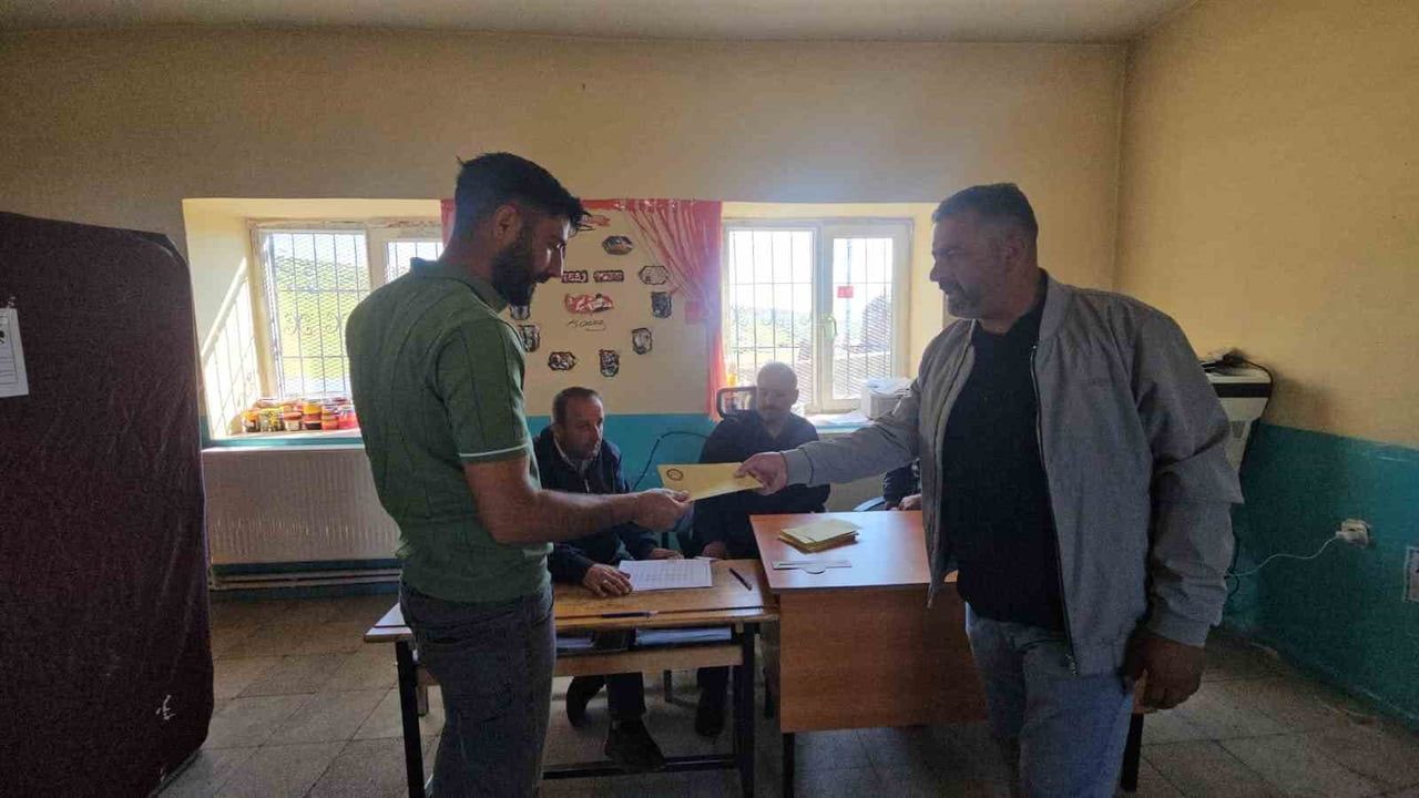 Budaklı Mahallesi'nin yeni muhtarı Cimşit Beyter seçildi