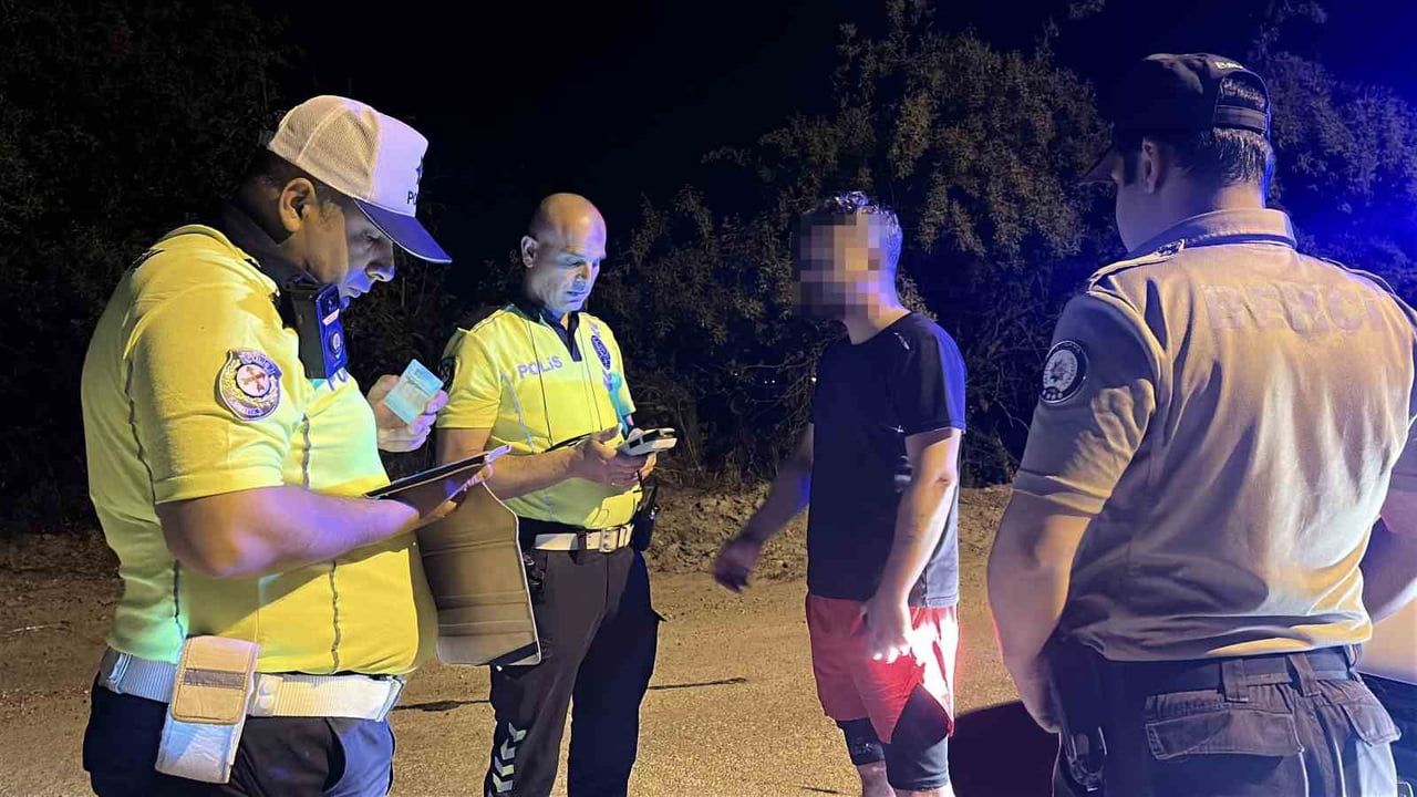 Burdur'da polis uygulamasını görünce aracını park eden sürücü 1.24 promil alkollü çıktı
