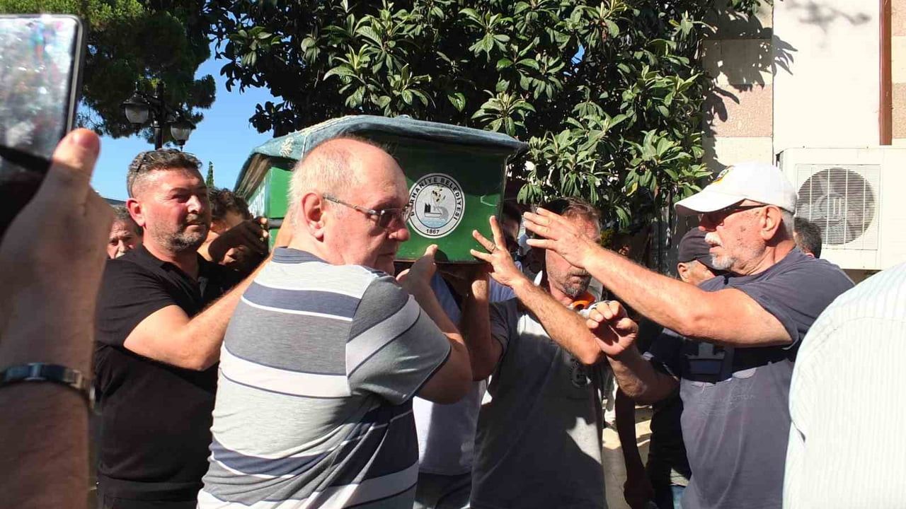 Burhaniye’de gazeteci Şenol Torlak hayatını kaybetti