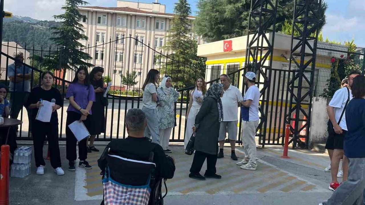 Bursa Büyükşehir'den LGS sınavına ulaşım desteği
