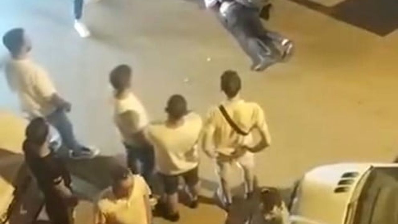 Bursa'da 'Dur' İhtarına Uymayan Sürücü Polislerin Üzerine Araç Sürdü: 320 Bin Lira Ceza