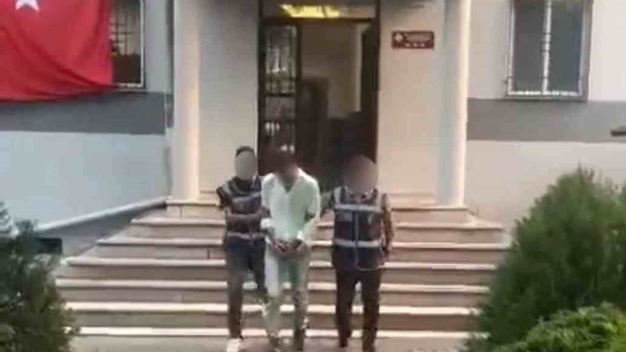 Bursa'da uyuşturucu operasyonunda zehir tacirleri ve aranan hükümlüler yakalandı