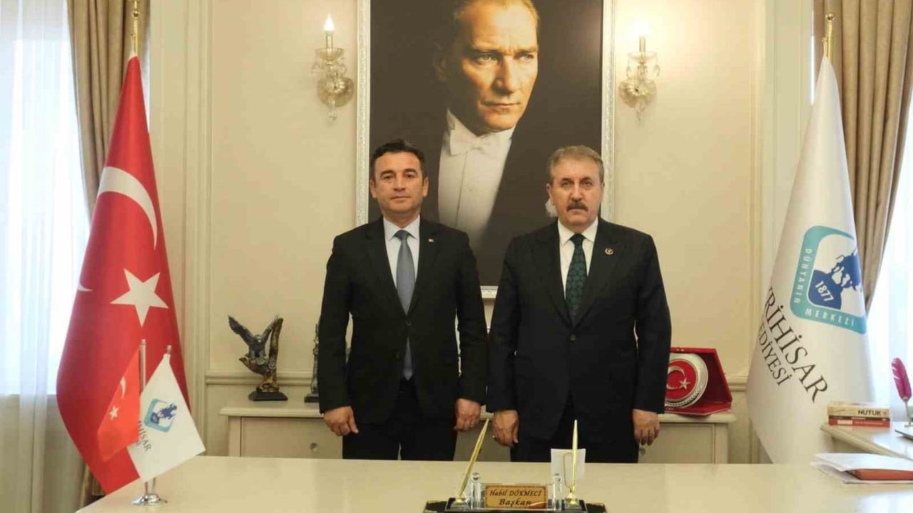 Büyük Birlik Partisi (BBP) genel başkanı Mustafa Destici'den belediye başkanı Habil Dökmeci'ye ziyaret