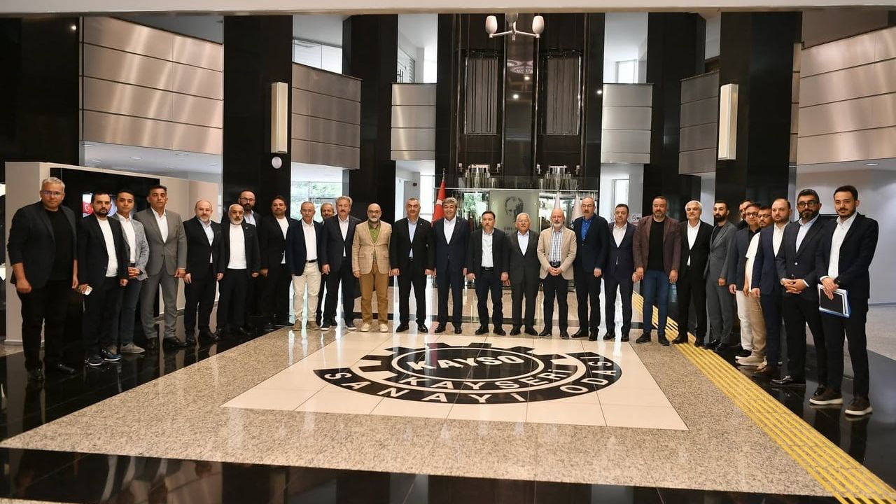 Büyükkılıç, Kayseri Sanayi Odası istişare toplantısına katıldı