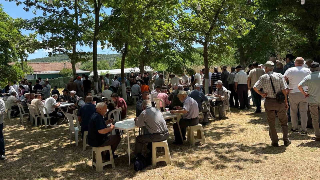 Büyükpaşa köyünde geleneksel köy hayrı yapıldı